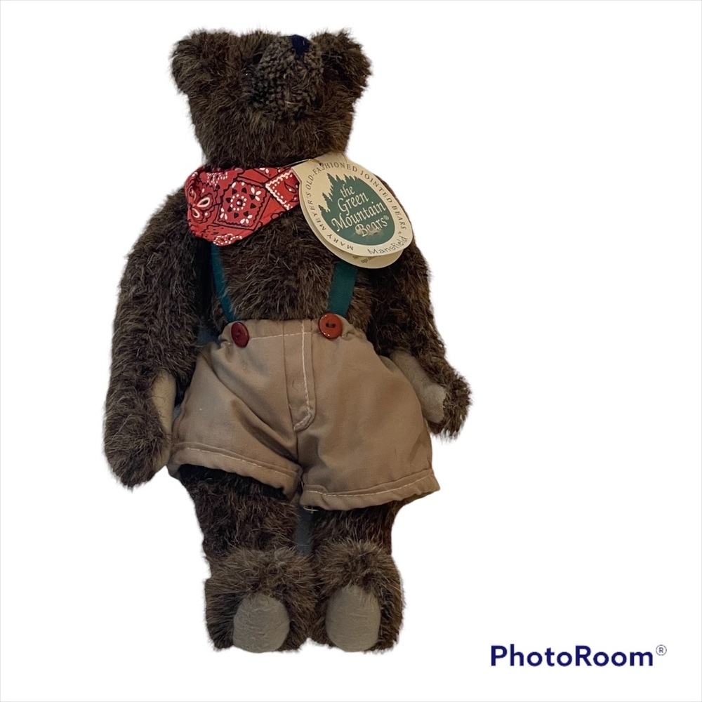 Vintage 1993 Green Mountain Bears 11 Inch Jointed Ranger Bear. Like New!!!